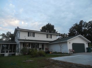 N1658 Dawn Dr, Waupaca, WI 54981