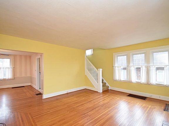 5th image of 5734 Doerger Ln