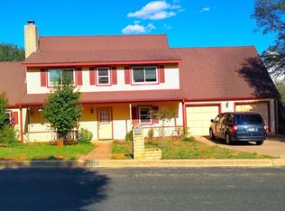 112 Edgewood Dr, Fredericksburg, TX 78624