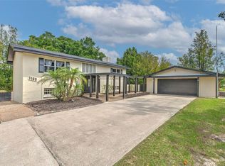 1125 King Arthur Ct, Valrico, FL 33594