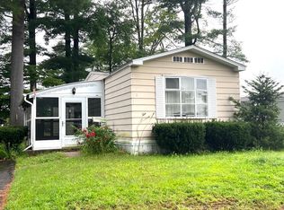 10 Fair Ln, Westfield, MA 01085