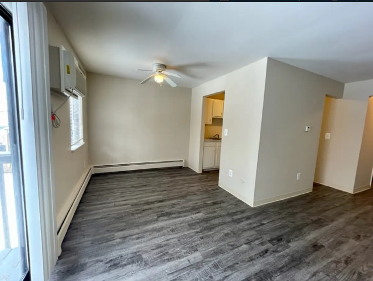 Building Photo - Oak Valley Apartments