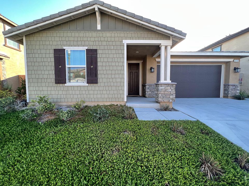 1st image of 4743 S Rogers Way