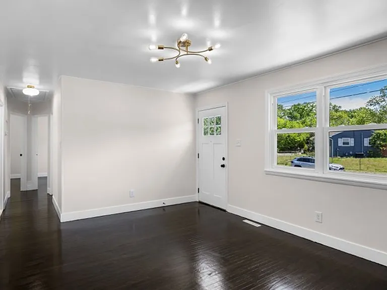 7 Coville Dr — Photo 6