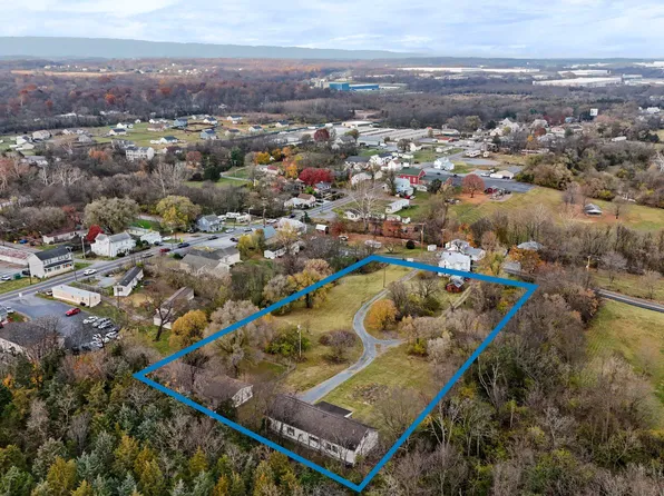 70 Hatchery Rd, Inwood, WV 25428