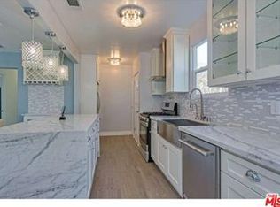 8932 Hargis St, Los Angeles, CA 90034