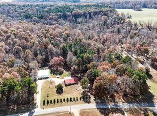 1286 David Patterson Rd, Lutts, TN 38471