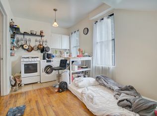 31 Olive St #3D, Brooklyn, NY 11211