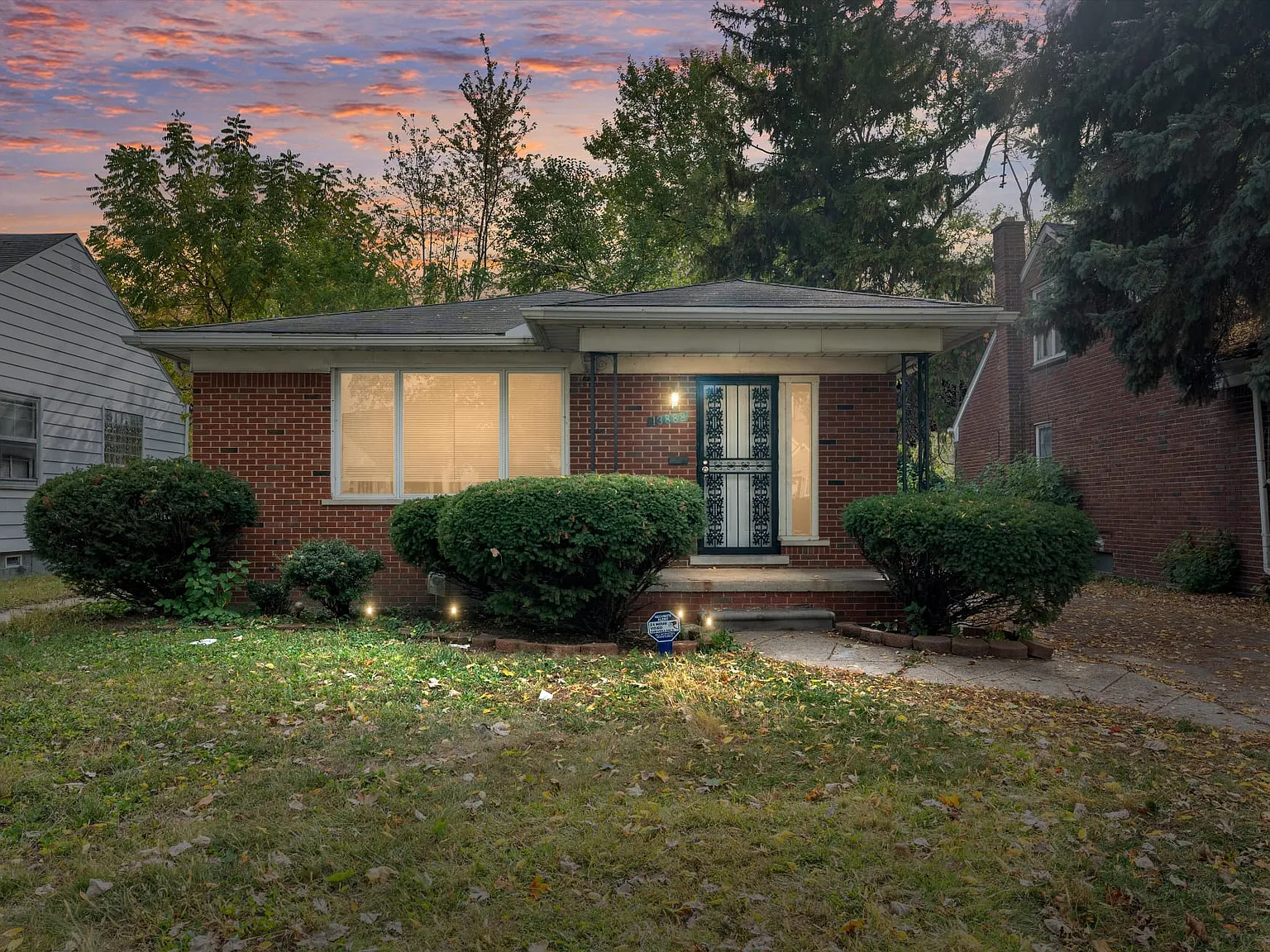 13888 Carlisle St — Photo 1