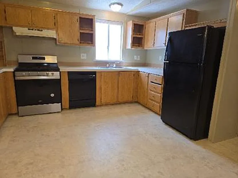 333 N Meldrum St #2 — Photo 6
