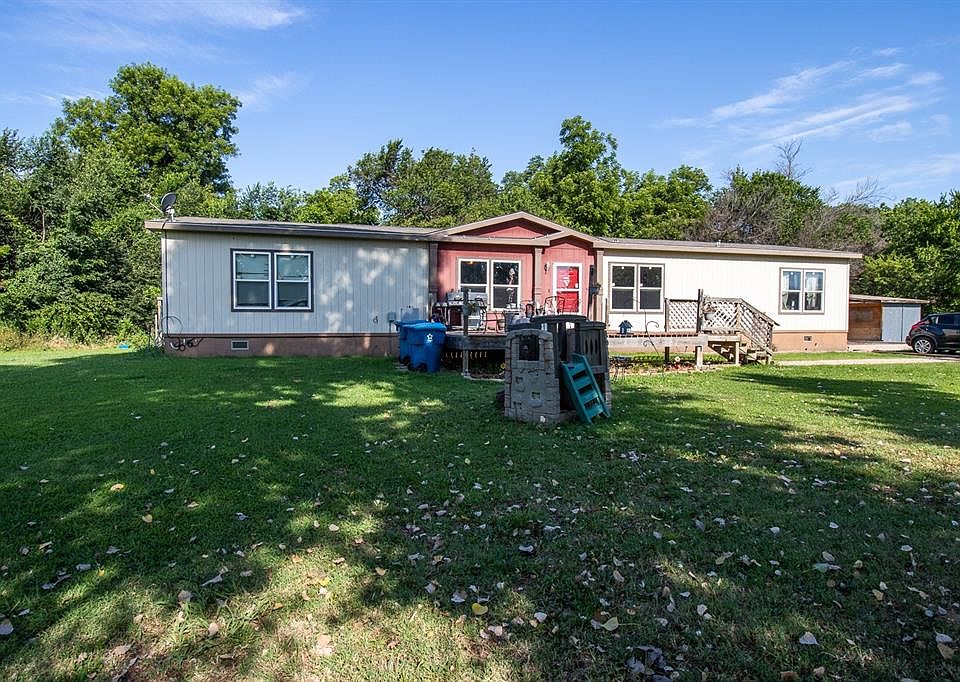 1st image of 327 Burntwood Dr