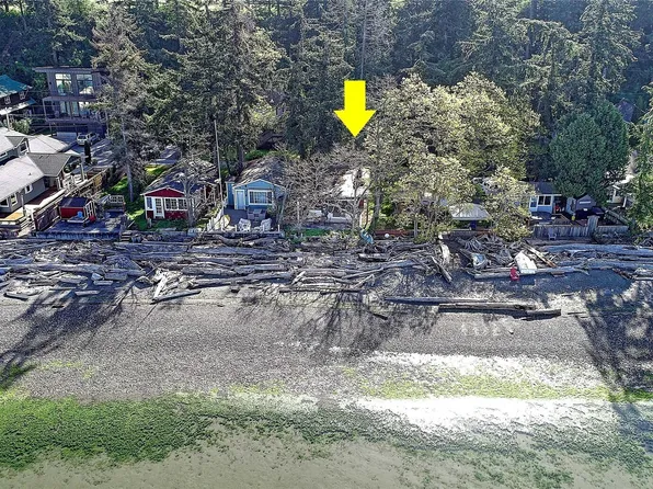 566 Sundin Drive, Camano Island, WA 98282