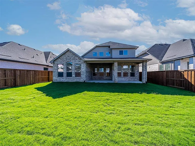 4280 Mill Pond Dr — Photo 34