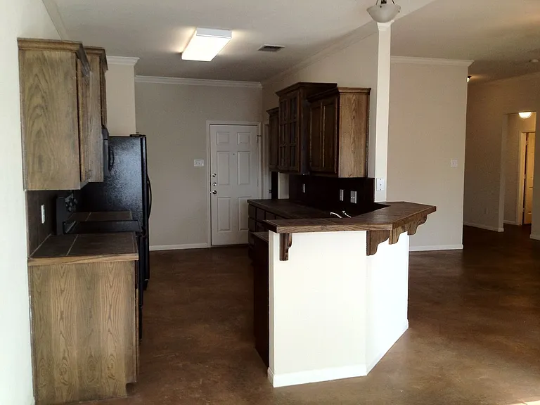301A Chapel Trail Cir — Photo 8