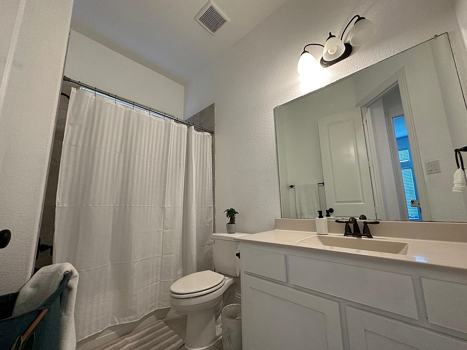 1st image of 3709 Delta Dr