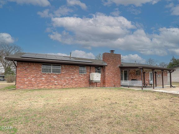 4th image of 1015 Quail Creek Dr