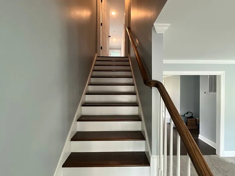 112 E Main St — Photo 16