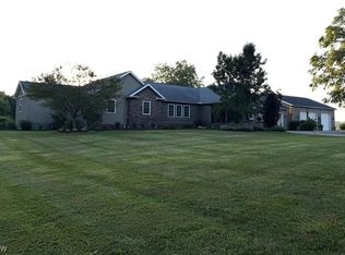 8533 S Girdle Rd, Middlefield, OH 44062