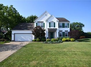 1356 Walnut Ridge Dr, Uniontown, OH 44685