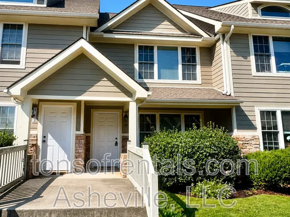 28 Rotunda Cir, Asheville, NC 28806