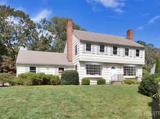44 Tulip Tree Ln, Darien, CT 06820