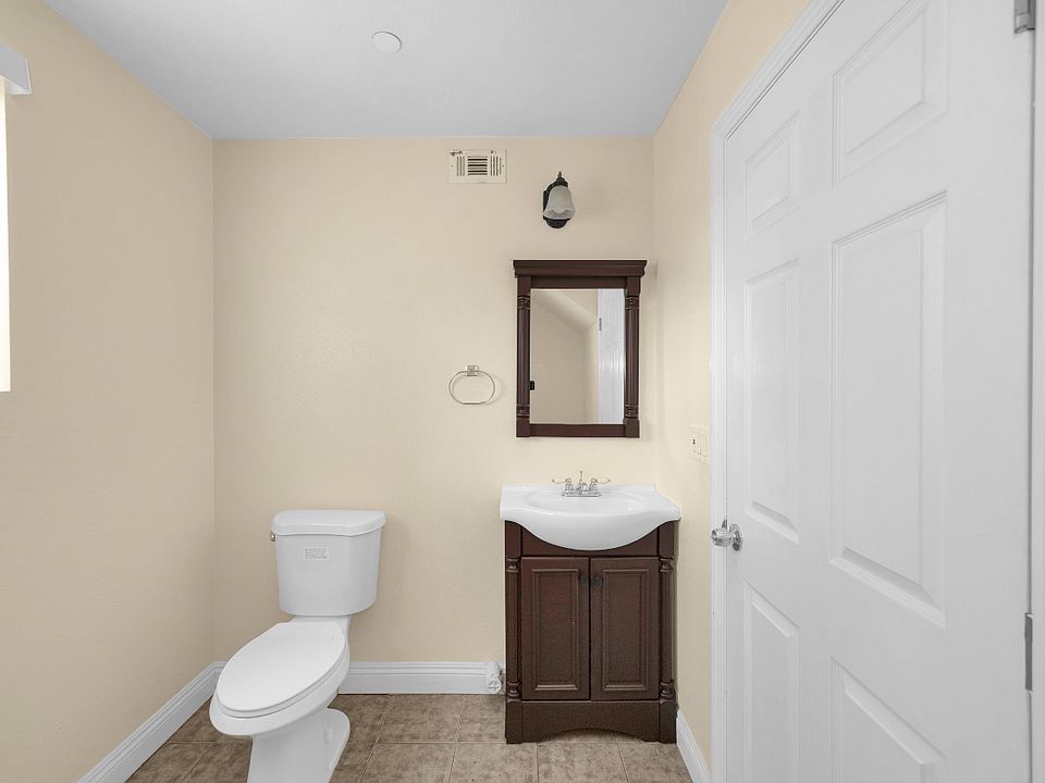 1st image of 343 E 37th St