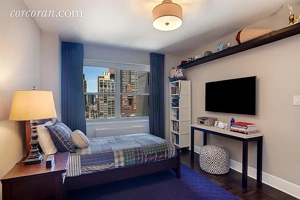 Sold by Corcoran | media 8