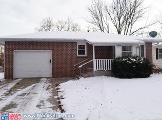 1109 Bell St, Beatrice, NE 68310