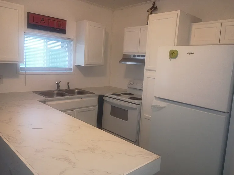 5480 Bluff Rd #10 — Photo 12