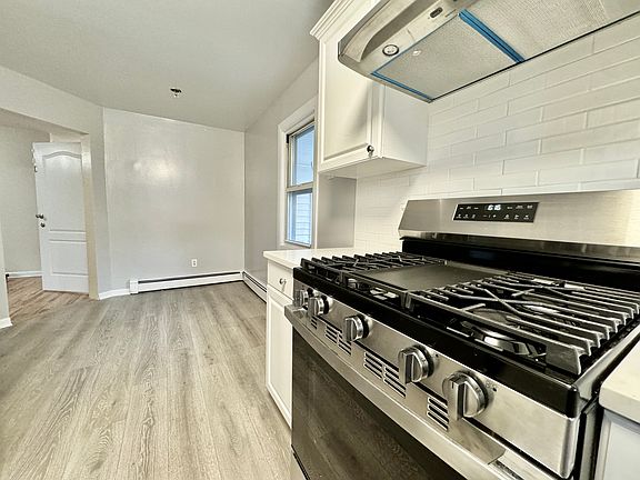 4th image of 39 Valerie Dr Floor 2