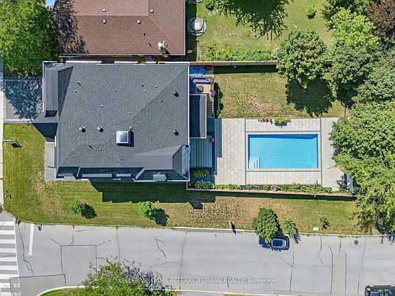 4th image of 35 Lloydminster Cres