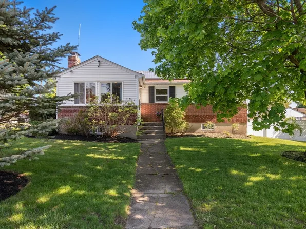 37 Porter Rd, Marlborough, MA 01752