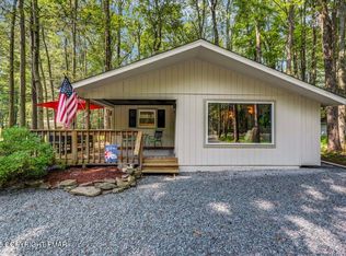117 Tommys Ln, Pocono Lake, PA 18347