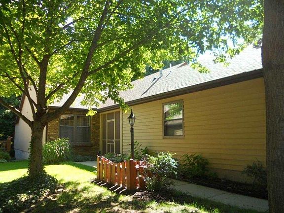 2nd image of 1930 Windy Hill Ct