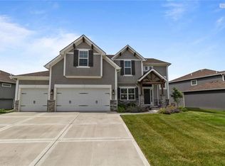 4804 NW Montebella Dr, Riverside, MO 64150