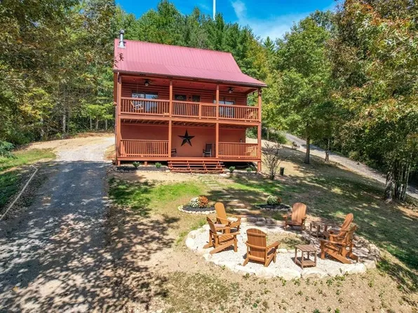 116 Mountain Retreat Rd, Townsend, TN 37882