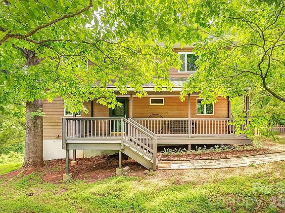 2nd image of 14 High Valley Estates Dr