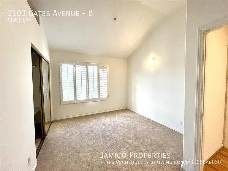 2103 Gates Ave #B — Photo 23