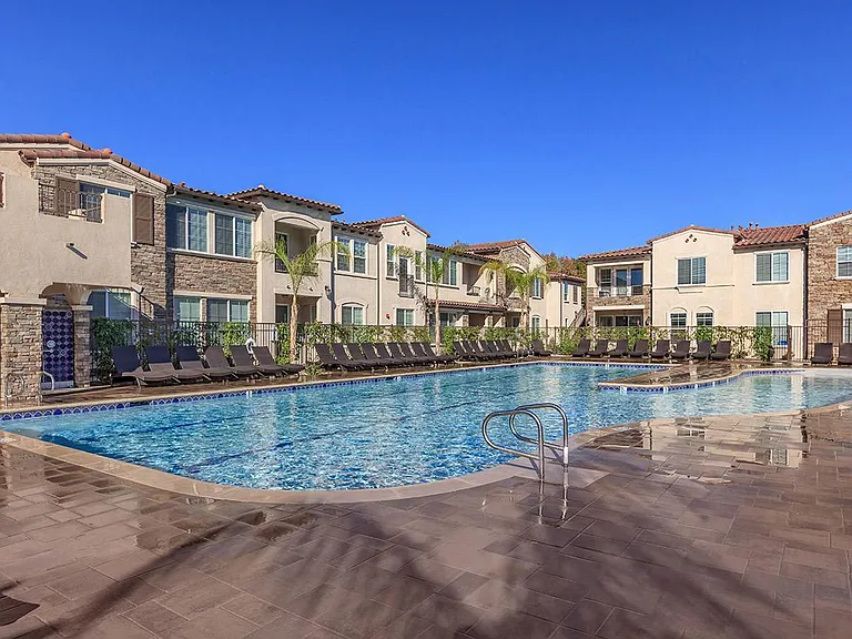 Avia La Jolla — Photo 104