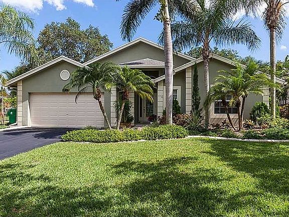 2nd image of 8964 SW 59th Ct