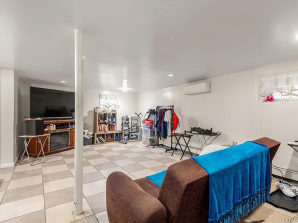 151-42 82nd Street image 14 of 24