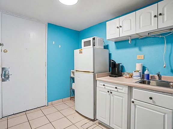 5th image of 6803 N Ocean Blvd. #127