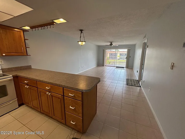2135 N Courtenay Pkwy #F244-F244-F244 — Photo 8