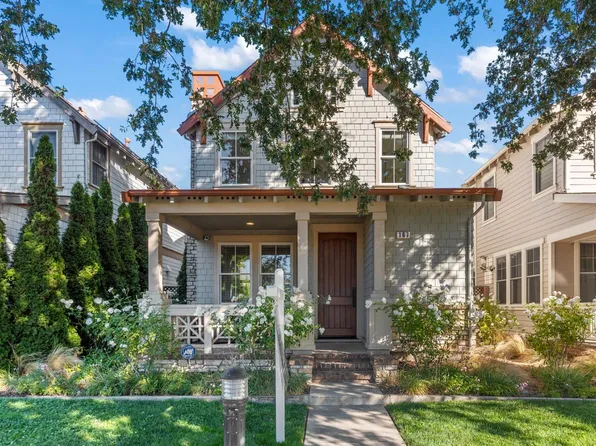 167 Linfield Dr, Menlo Park, CA 94025