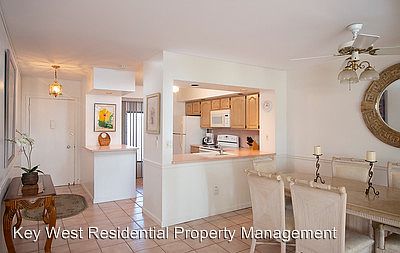 4th image of 2601 S Roosevelt Blvd APT 223C