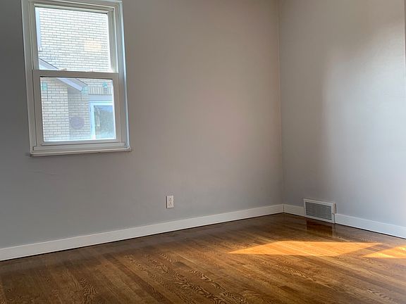 1ST FLOOR BEDROOM