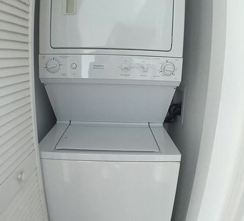 2nd image of 951 Brickell Ave #37