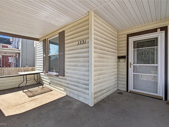 3rd image of 1331 Louisiana Ave NW