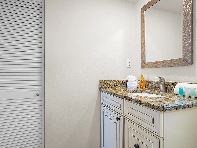464 N Paula Dr #316 — Photo 23