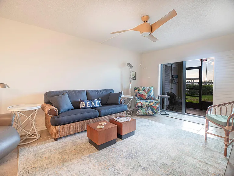 6051 Sun Blvd #106 — Photo 16
